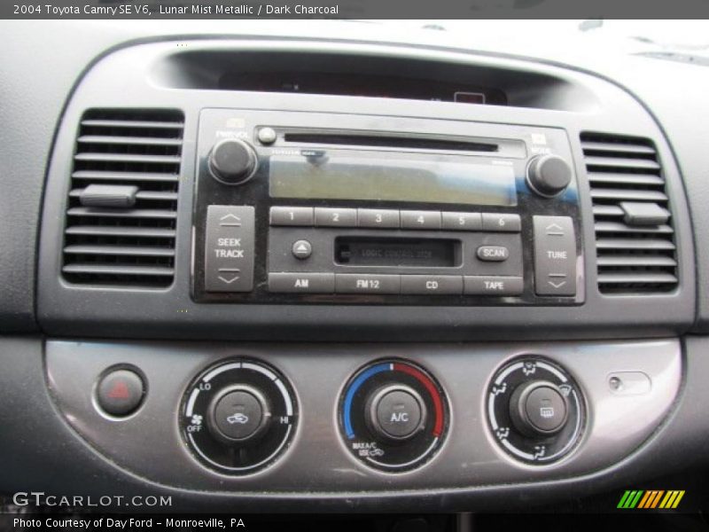 Lunar Mist Metallic / Dark Charcoal 2004 Toyota Camry SE V6