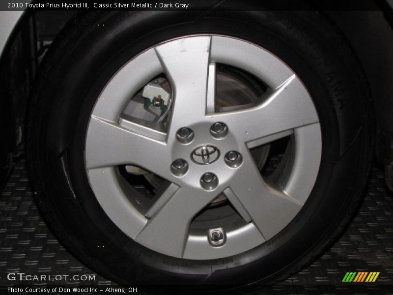 Classic Silver Metallic / Dark Gray 2010 Toyota Prius Hybrid III