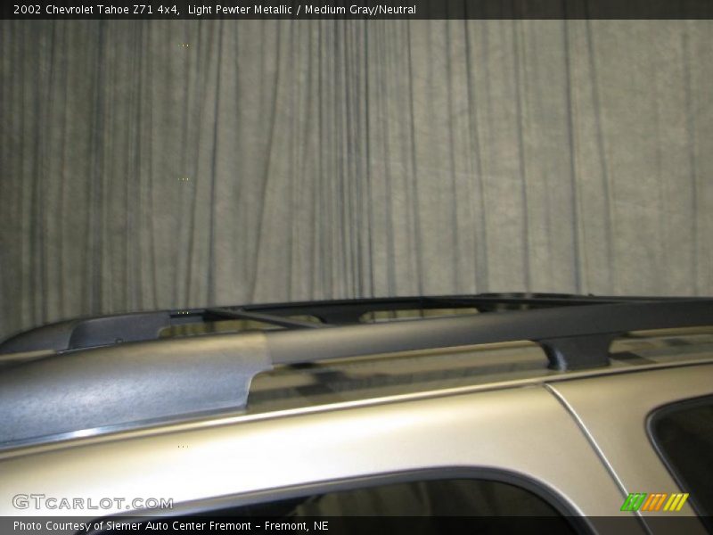 Light Pewter Metallic / Medium Gray/Neutral 2002 Chevrolet Tahoe Z71 4x4