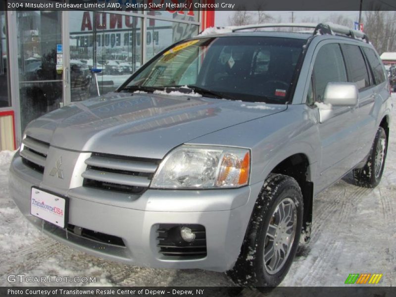 Sterling Silver Metallic / Charcoal Gray 2004 Mitsubishi Endeavor Limited AWD