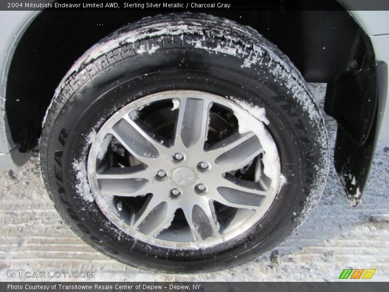 Sterling Silver Metallic / Charcoal Gray 2004 Mitsubishi Endeavor Limited AWD