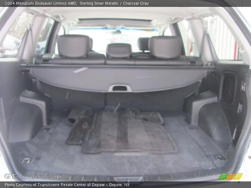 Sterling Silver Metallic / Charcoal Gray 2004 Mitsubishi Endeavor Limited AWD