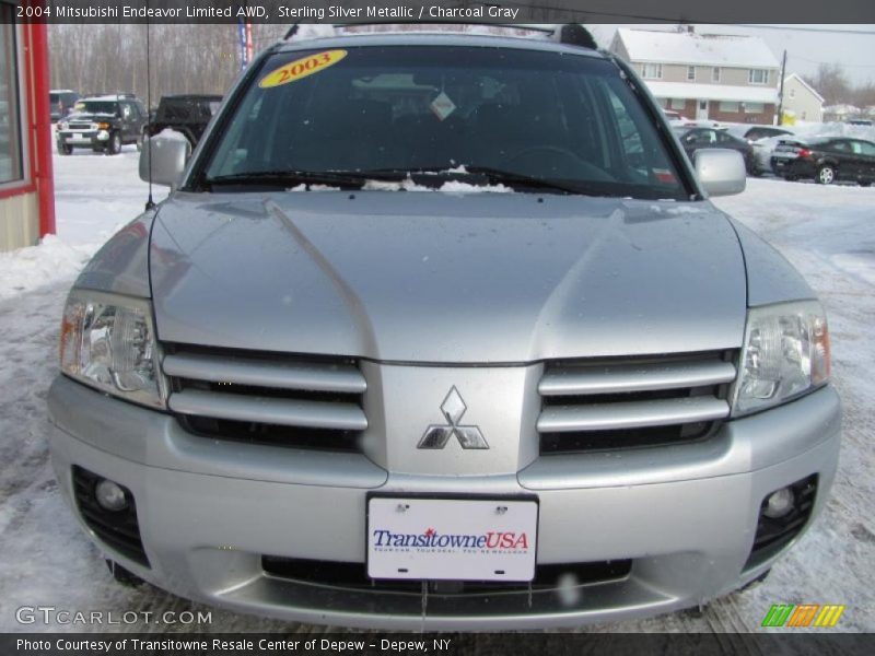 Sterling Silver Metallic / Charcoal Gray 2004 Mitsubishi Endeavor Limited AWD