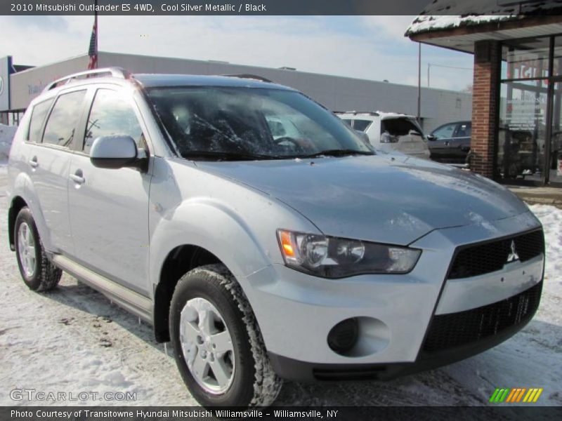 Cool Silver Metallic / Black 2010 Mitsubishi Outlander ES 4WD