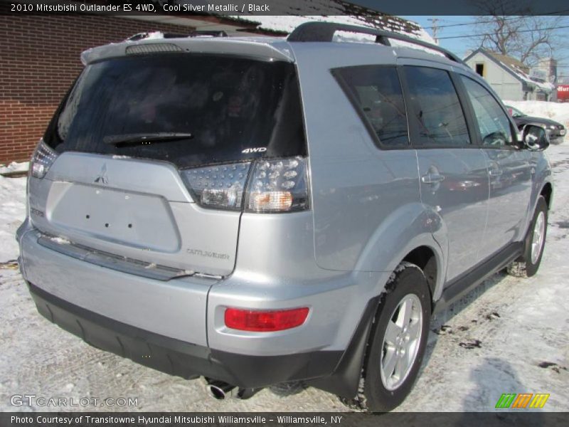 Cool Silver Metallic / Black 2010 Mitsubishi Outlander ES 4WD