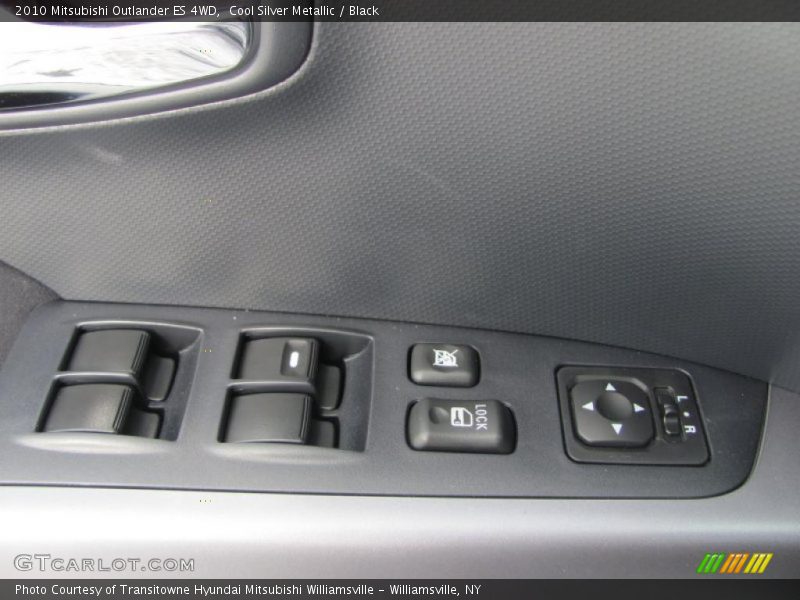 Cool Silver Metallic / Black 2010 Mitsubishi Outlander ES 4WD