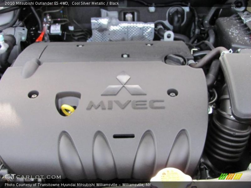 Cool Silver Metallic / Black 2010 Mitsubishi Outlander ES 4WD