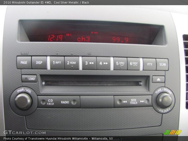 Cool Silver Metallic / Black 2010 Mitsubishi Outlander ES 4WD