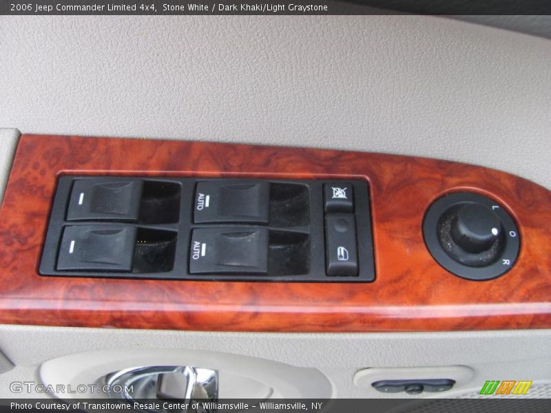 Stone White / Dark Khaki/Light Graystone 2006 Jeep Commander Limited 4x4