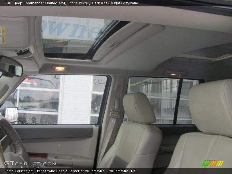 Stone White / Dark Khaki/Light Graystone 2006 Jeep Commander Limited 4x4