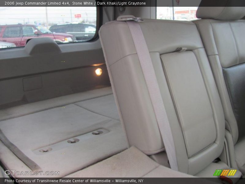 Stone White / Dark Khaki/Light Graystone 2006 Jeep Commander Limited 4x4