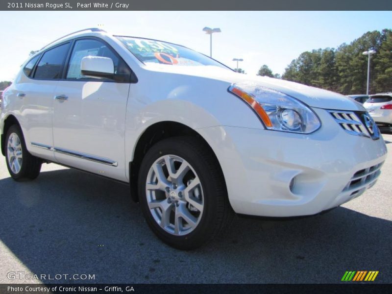 Pearl White / Gray 2011 Nissan Rogue SL