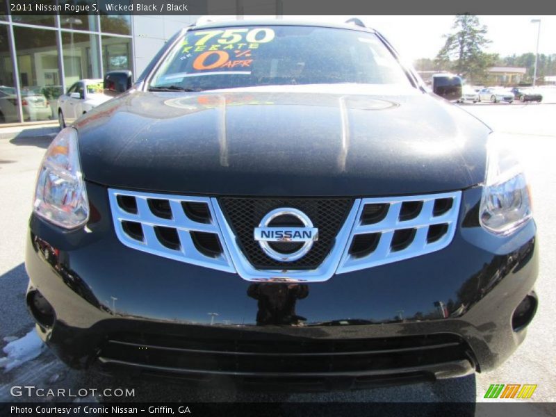 Wicked Black / Black 2011 Nissan Rogue S