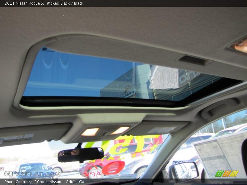 Wicked Black / Black 2011 Nissan Rogue S