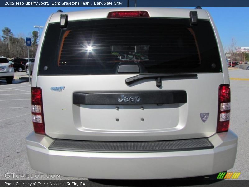 Light Graystone Pearl / Dark Slate Gray 2009 Jeep Liberty Sport