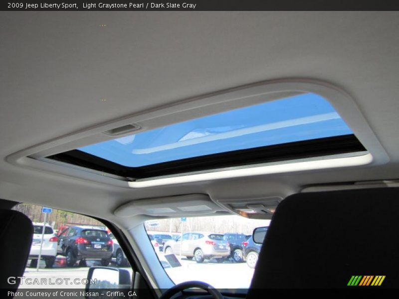 Light Graystone Pearl / Dark Slate Gray 2009 Jeep Liberty Sport