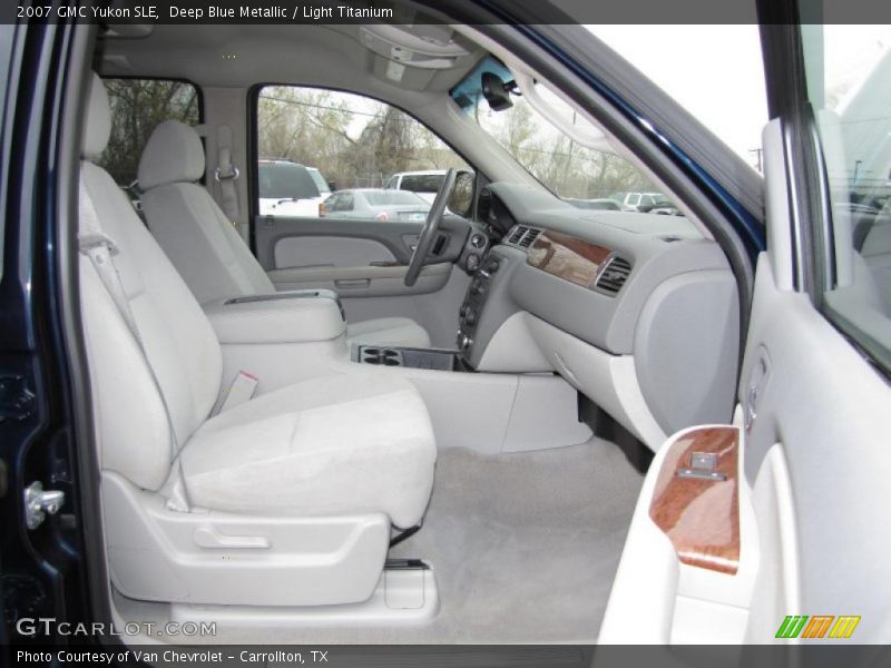 Deep Blue Metallic / Light Titanium 2007 GMC Yukon SLE