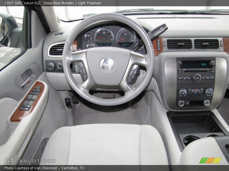 Deep Blue Metallic / Light Titanium 2007 GMC Yukon SLE