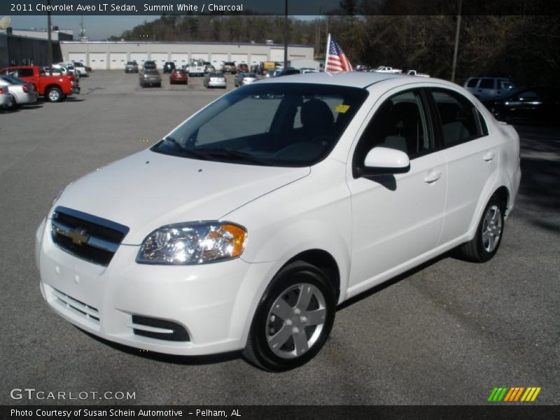 Front 3/4 View of 2011 Aveo LT Sedan