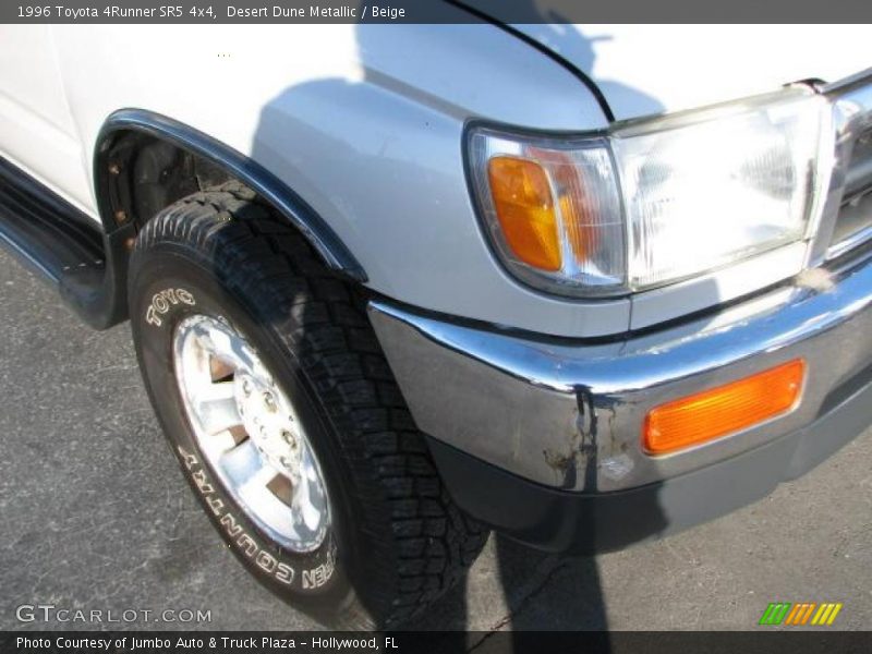 Desert Dune Metallic / Beige 1996 Toyota 4Runner SR5 4x4