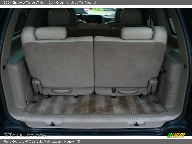 Dark Green Metallic / Tan/Neutral 2004 Chevrolet Tahoe LT 4x4