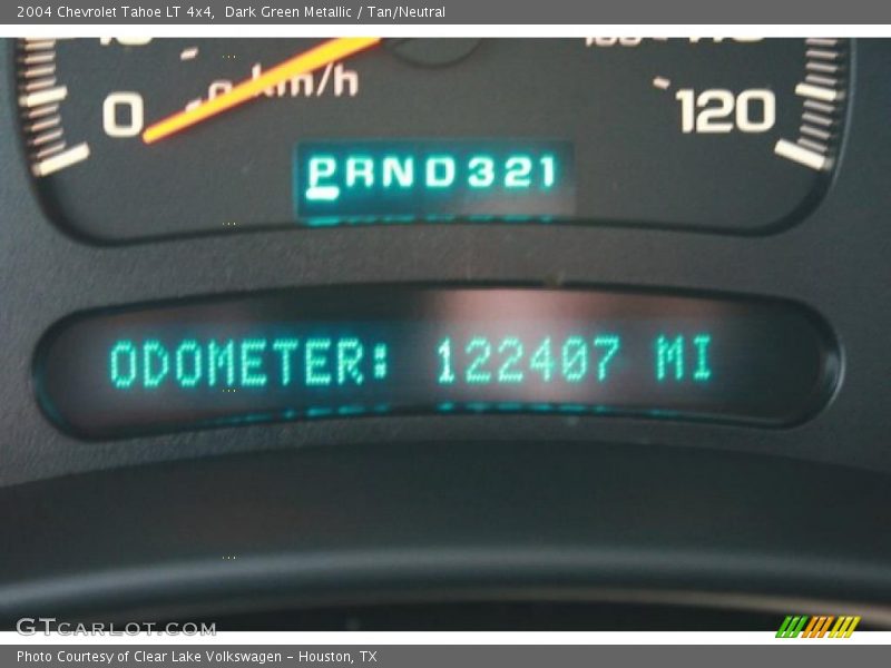 Dark Green Metallic / Tan/Neutral 2004 Chevrolet Tahoe LT 4x4