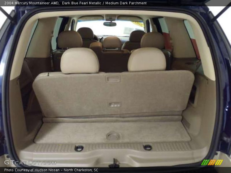 Dark Blue Pearl Metallic / Medium Dark Parchment 2004 Mercury Mountaineer AWD