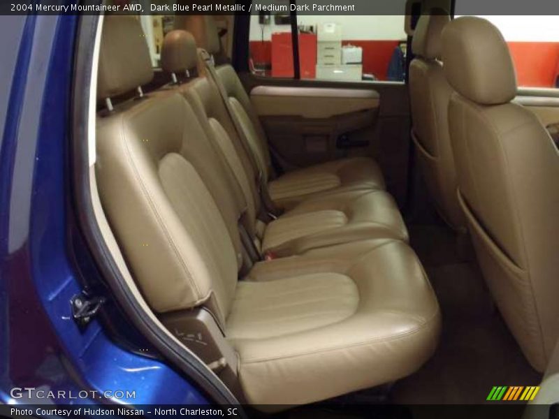 Dark Blue Pearl Metallic / Medium Dark Parchment 2004 Mercury Mountaineer AWD