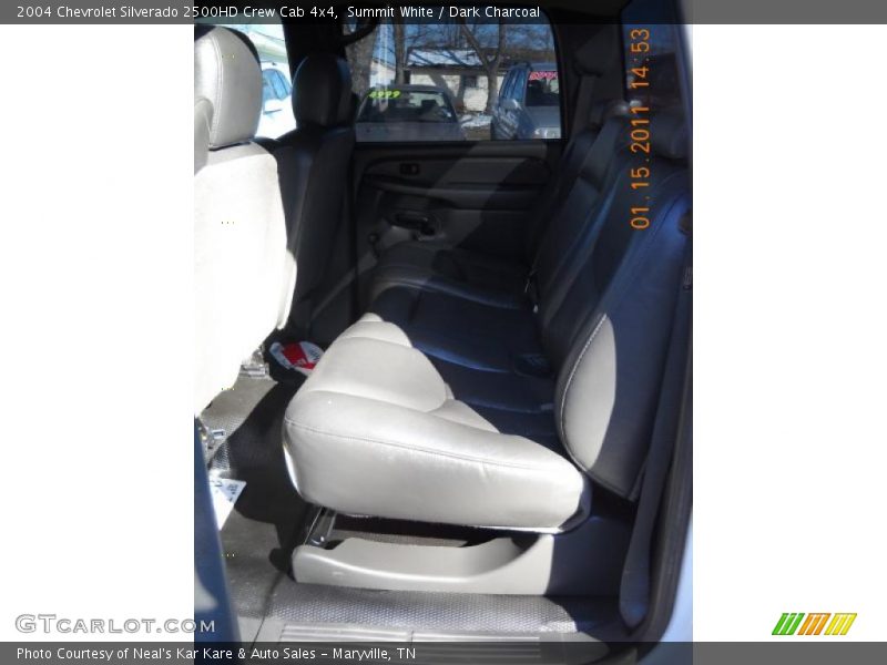 Summit White / Dark Charcoal 2004 Chevrolet Silverado 2500HD Crew Cab 4x4