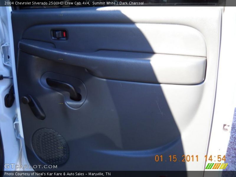 Summit White / Dark Charcoal 2004 Chevrolet Silverado 2500HD Crew Cab 4x4