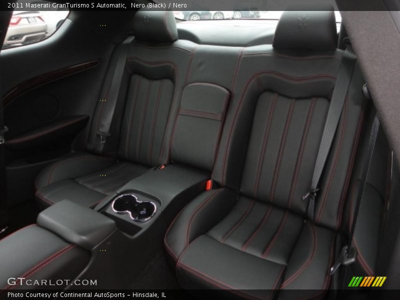  2011 GranTurismo S Automatic Nero Interior