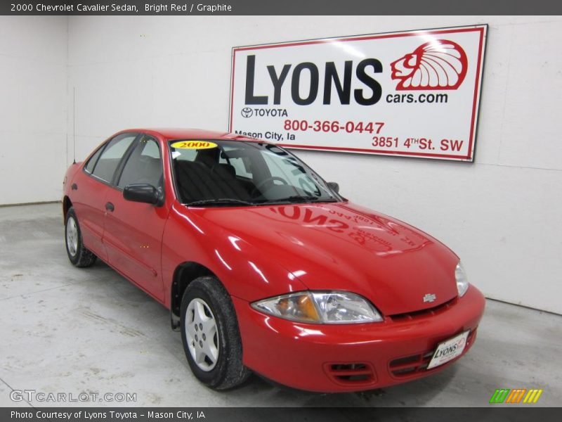 Bright Red / Graphite 2000 Chevrolet Cavalier Sedan