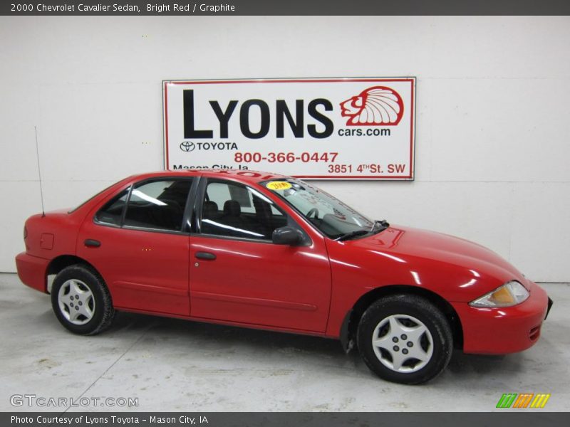 Bright Red / Graphite 2000 Chevrolet Cavalier Sedan