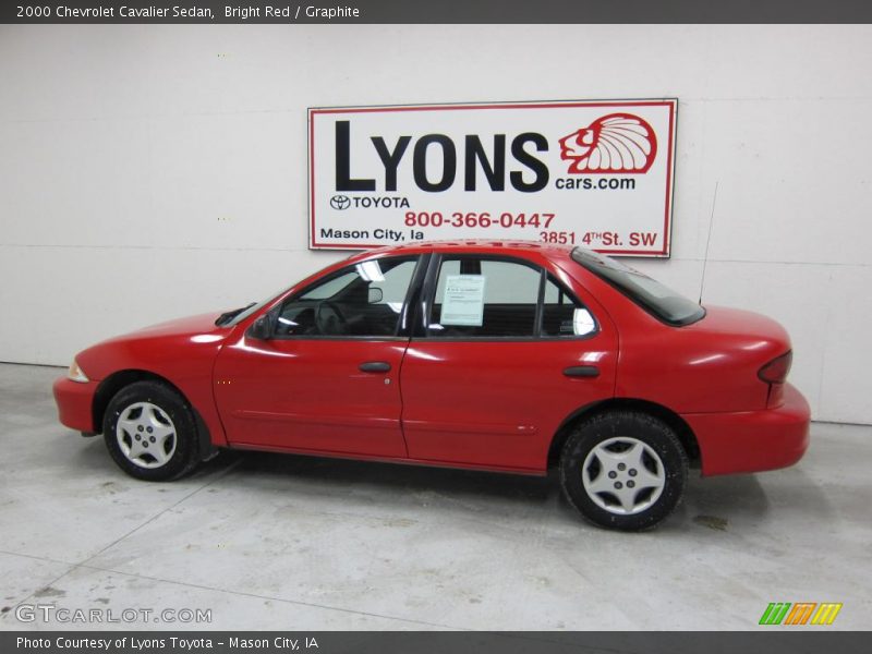 Bright Red / Graphite 2000 Chevrolet Cavalier Sedan