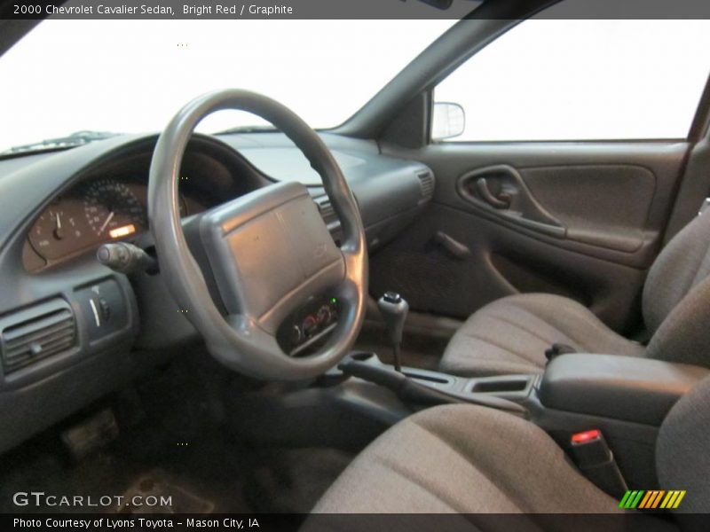 Bright Red / Graphite 2000 Chevrolet Cavalier Sedan