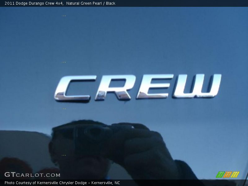 2011 Durango Crew 4x4 Logo