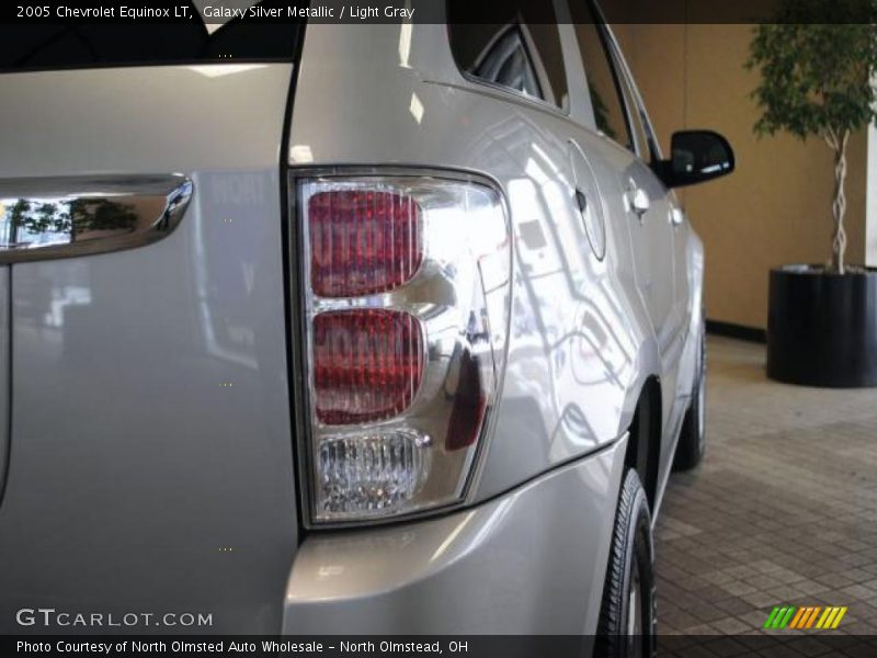 Galaxy Silver Metallic / Light Gray 2005 Chevrolet Equinox LT
