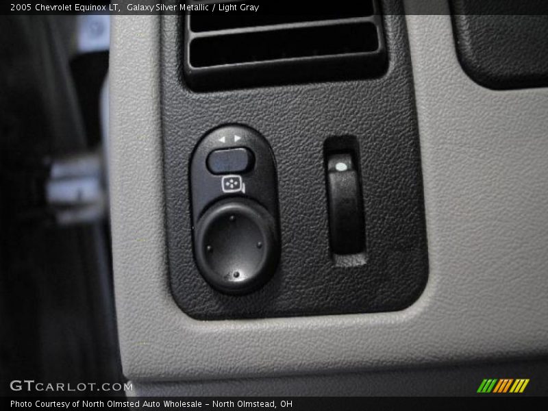 Galaxy Silver Metallic / Light Gray 2005 Chevrolet Equinox LT