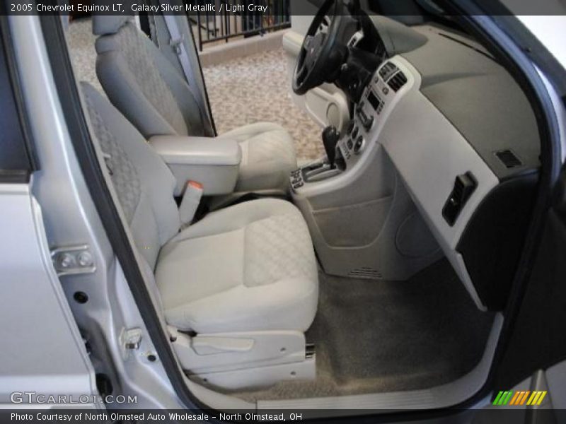 Galaxy Silver Metallic / Light Gray 2005 Chevrolet Equinox LT