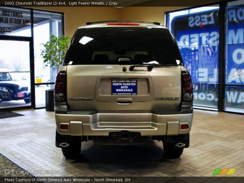 Light Pewter Metallic / Gray 2003 Chevrolet TrailBlazer LS 4x4