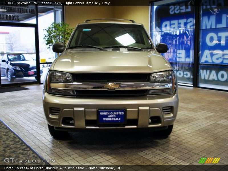 Light Pewter Metallic / Gray 2003 Chevrolet TrailBlazer LS 4x4