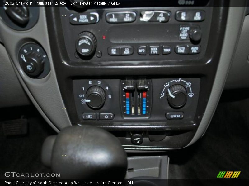 Light Pewter Metallic / Gray 2003 Chevrolet TrailBlazer LS 4x4