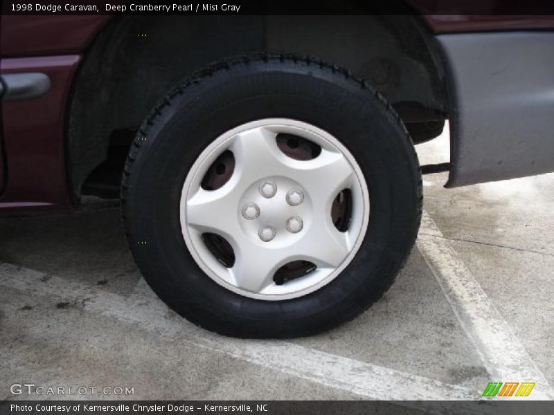 Deep Cranberry Pearl / Mist Gray 1998 Dodge Caravan