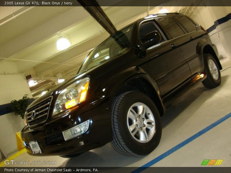 Black Onyx / Ivory 2005 Lexus GX 470