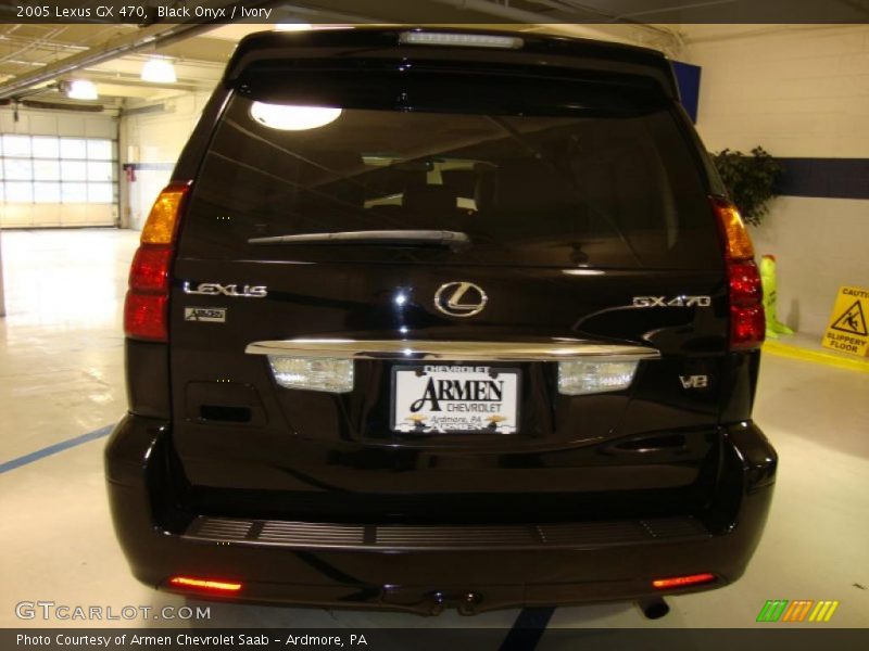 Black Onyx / Ivory 2005 Lexus GX 470
