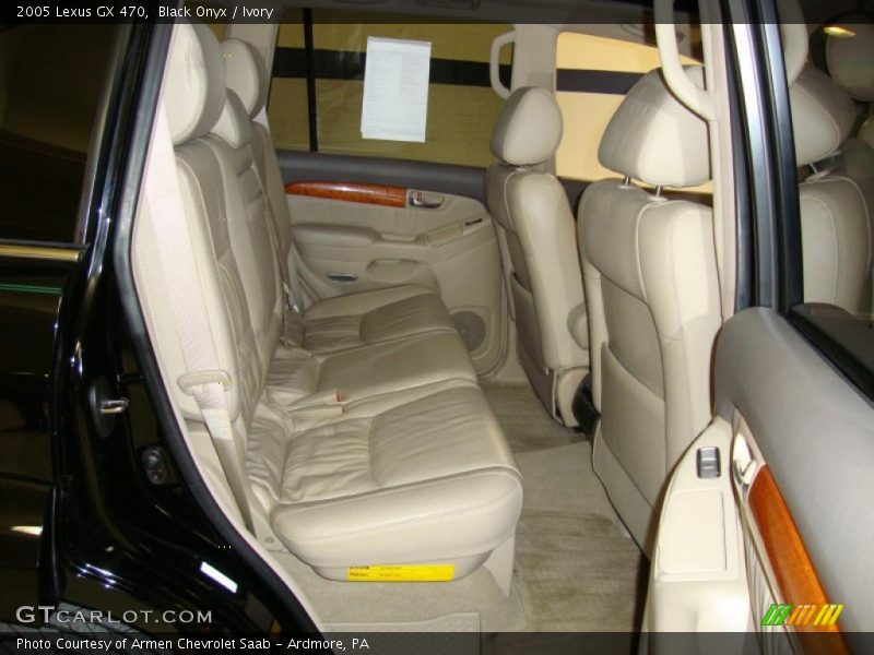 Black Onyx / Ivory 2005 Lexus GX 470