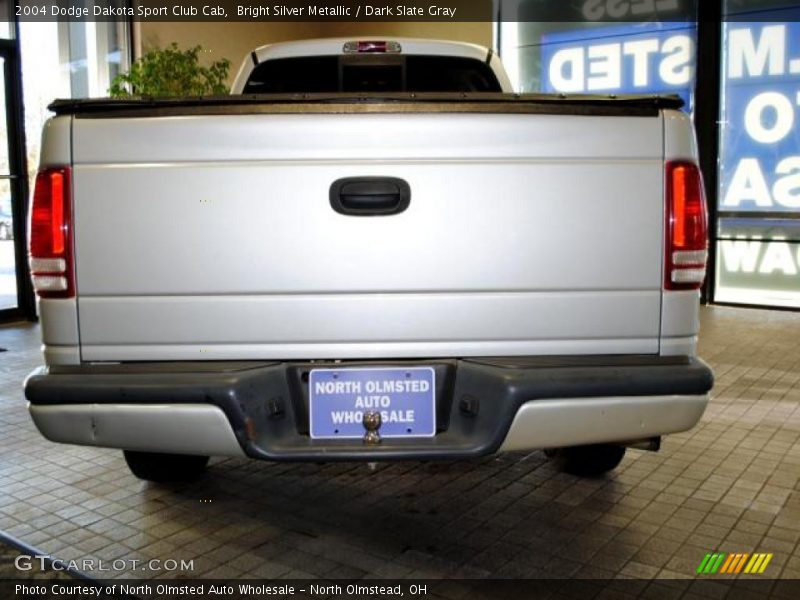 Bright Silver Metallic / Dark Slate Gray 2004 Dodge Dakota Sport Club Cab