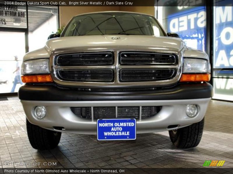 Bright Silver Metallic / Dark Slate Gray 2004 Dodge Dakota Sport Club Cab