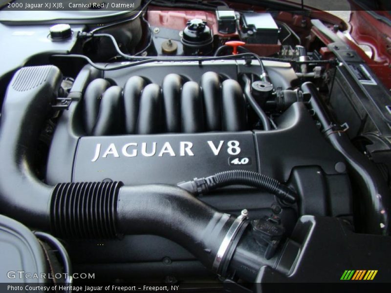  2000 XJ XJ8 Engine - 4.0 Liter DOHC 32-Valve V8