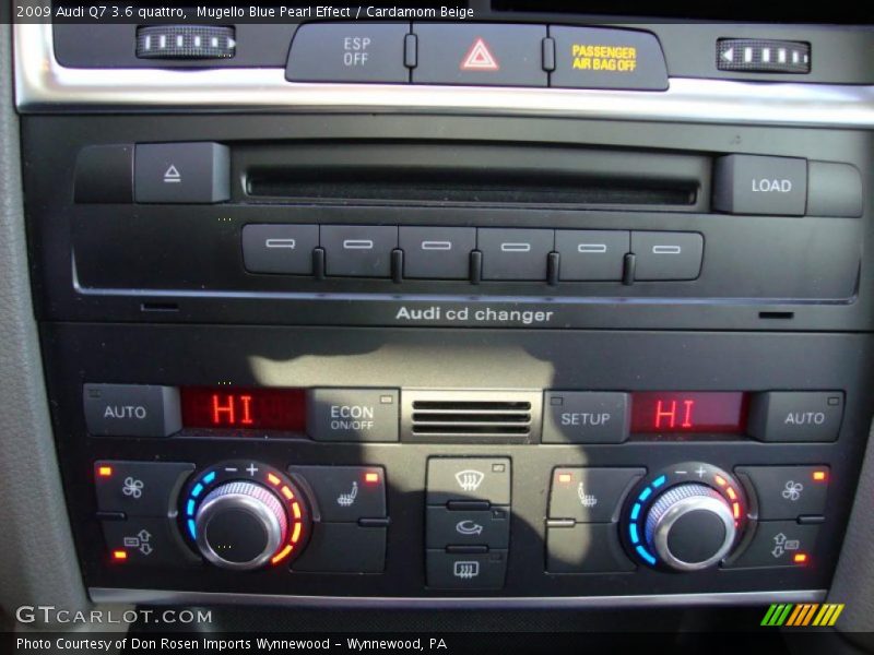 Mugello Blue Pearl Effect / Cardamom Beige 2009 Audi Q7 3.6 quattro